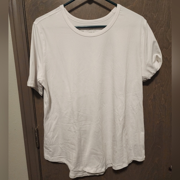 Womens Plain White Tee - Picture 1 of 1
